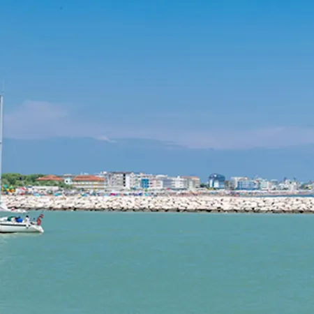 Bright For 4 Guests With Swimming Pool Porto Santa Margherita di Caorle